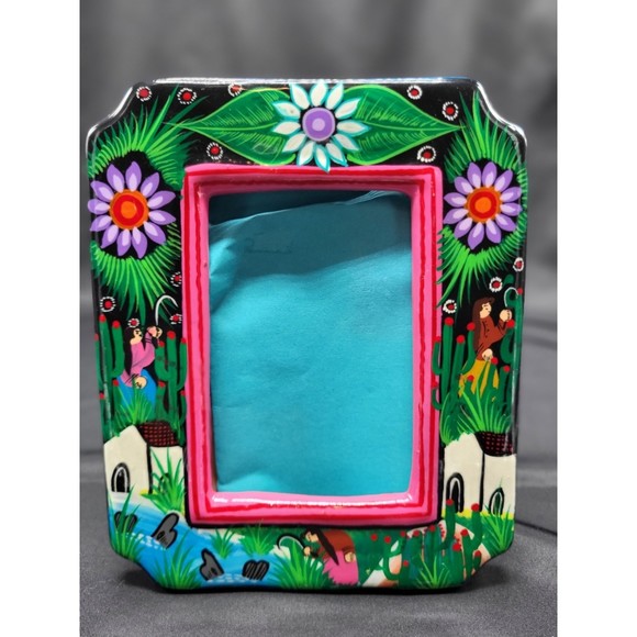 Hand-painted clay picture holder Mexico - Picture 1 of 4